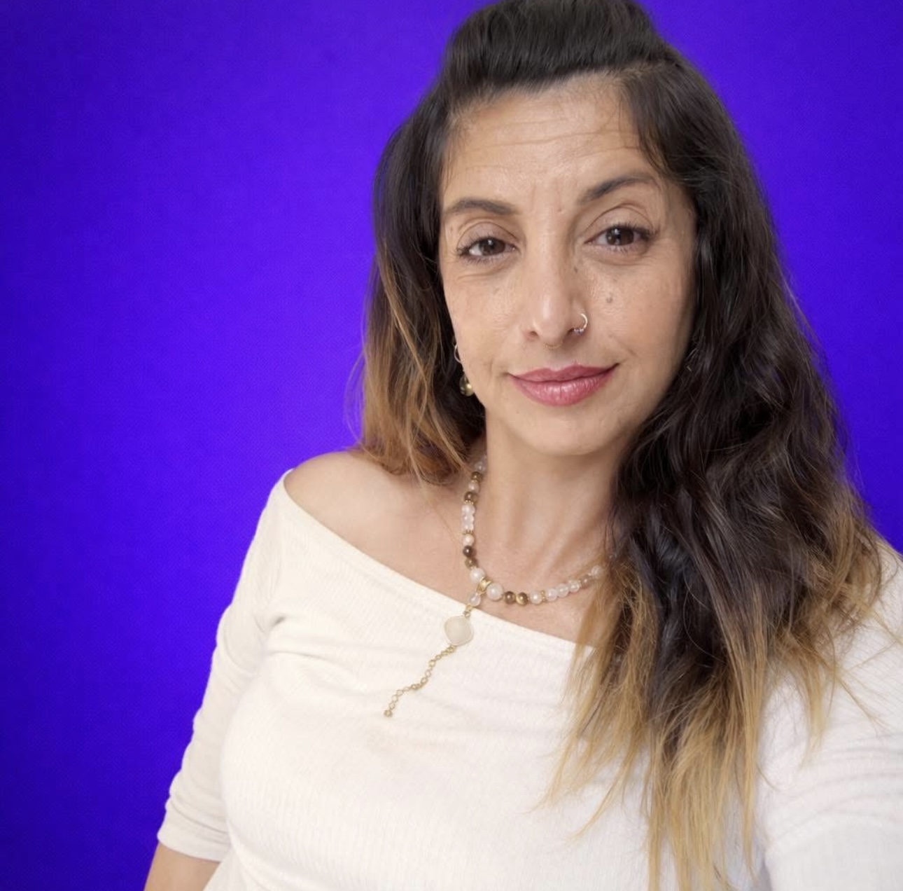 יאנה זוס — מתקשרת ומרפאה אנרגטית